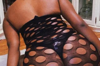 Come Have Fun Daddy 💦Im Waiting.... - Image 10