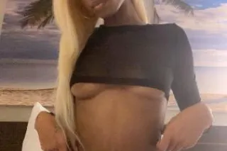 New In Town, Come See Seductio... - Image 1